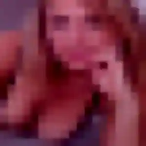 Charmante Anaïs, 28 ans à Saint-Privat - la contacter