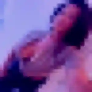 Félicité, 33 ans, connectée à Saint-Quentin-de-Baron pour une rencontre coquine