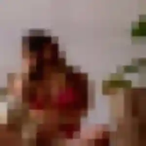 Rejoins Aida, 34 ans à Saint-Quentin-la-Motte-Croix-au-Bailly en privé