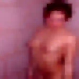 Kafui, 38 ans, en ligne à Saint-Rémy-de-Provence pour une rencontre coquine