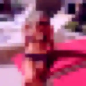 Nicole, 36 ans, disponible à Saint-Romain-la-Motte pour une rencontre coquine