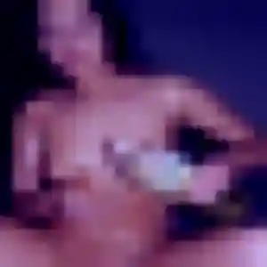 Rejoins Faustine, 32 ans à Saint-Savin en privé