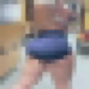 Photo sexy de Kadiatou, 40 ans à Saint-Thurial - plan discret