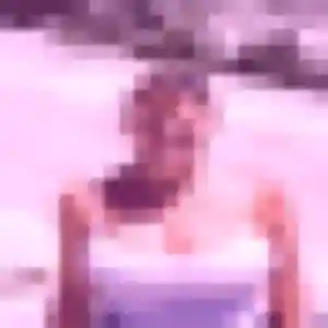 Photo privée de Adeola, 37 ans à Saint-Vaast-la-Hougue - rencontre coquine