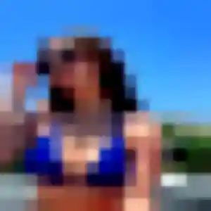 Rejoins Céline, 23 ans à Saint-Vincent-sur-Oust en privé