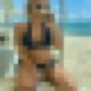 Mbène, 45 ans, disponible à Sainte-Cécile-les-Vignes pour un plan cul