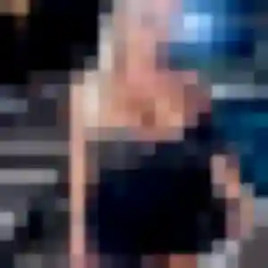 Déborah (26 ans) à Sainte-Gauburge-Sainte-Colombe propose un plan cul aujourd'hui