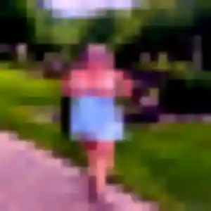 Découvre Yolène, 41 ans à Sainte-Gauburge-Sainte-Colombe en privé