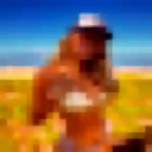 Yetunde, 44 ans, connectée à Sainte-Julie pour une rencontre coquine