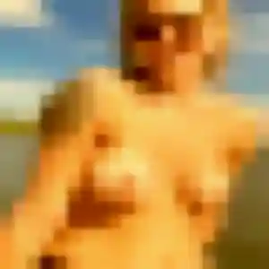 Belle Dorothée, 43 ans à Saivres - la contacter