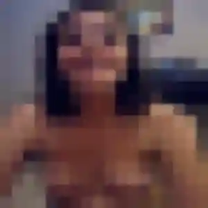 Adja, 43 ans, connectée à Sarbazan pour un plan cul
