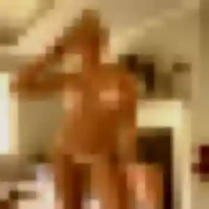 Photo de Njeri à Sarzeau (33 ans) - plan cul gratuit