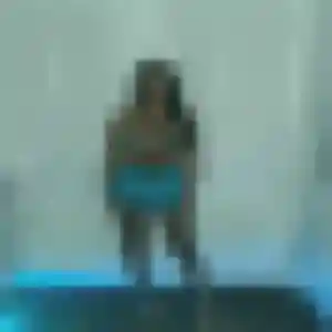 Yacine, 44 ans, connectée à Saugnac-et-Cambran pour une rencontre coquine