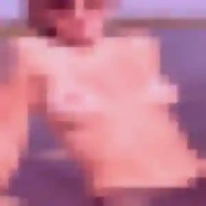 Rejoins Yasmina, 28 ans à Servon-sur-Vilaine en privé