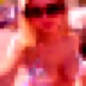 Sarah, 27 ans, connectée à Seychalles pour une rencontre coquine