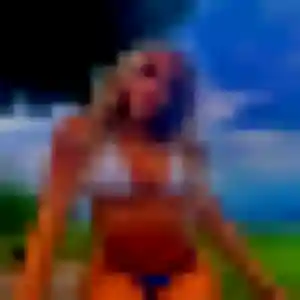 Ursula, 34 ans, cherche un plan cul à Simandre