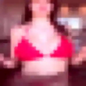 Nadia, 30 ans, en ligne à Soussans pour une rencontre coquine