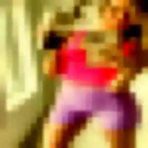 Découvre Nicole, 45 ans à Surat en privé