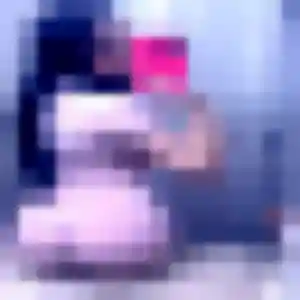 Salomé (29 ans) à Surat attend une rencontre ce soir