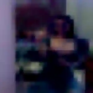 Aida, femme de 34 ans veut plan cul à Taillis
