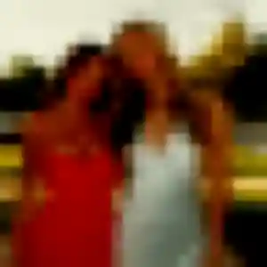 Photo de Salma à Terres-de-Haute-Charente (28 ans) - plan cul anonyme