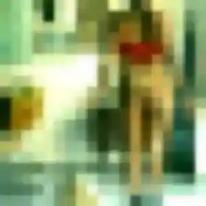 Adélaïde, 32 ans, connectée à Tessancourt-sur-Aubette pour un plan cul