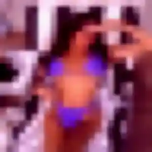 plan cul à Thurins : photo de Efua, 38 ans - accès libre