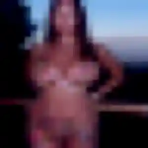 Thalia, 29 ans, connectée à Tignieu-Jameyzieu pour un plan cul