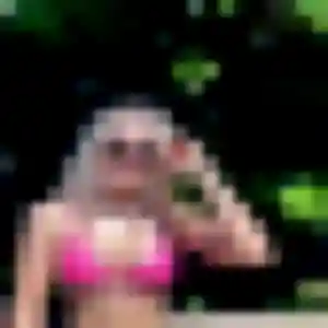 Bola, 24 ans, connectée à Tortequesne pour une rencontre coquine