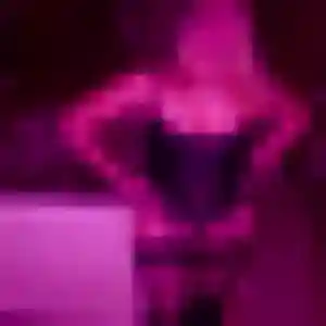 Rébecca (29 ans) à Toucy cherche une rencontre ce soir