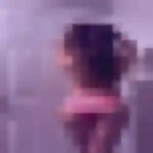 Photo de Gwenaëlle à Touques (43 ans) - plan cul anonyme