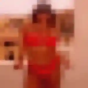Sexy Faustine, 30 ans à Tourgéville - découvrir son profil