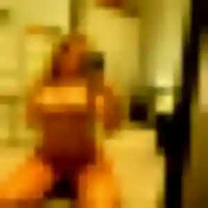 Mélissa, fille de 35 ans veut plan cul à Toussaint