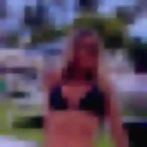 Salma (27 ans) à Tréflez propose une rencontre ce soir