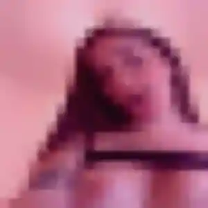 Lou, 31 ans, dispo pour plan cul à Trévou-Tréguignec