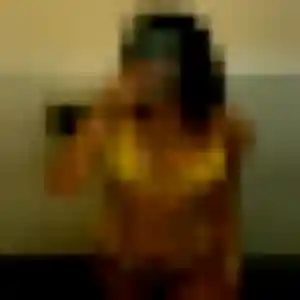 Sexy Nana, 22 ans à Triguères - découvrir son profil