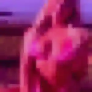 Valentine, 23 ans, en ligne à Troyes pour une rencontre coquine