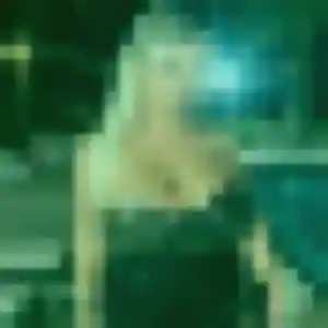 Rejoins Carine, 29 ans à Vacognes-Neuilly en t'inscrivant