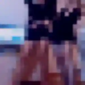 Contacte Solène, 27 ans à Vains en privé