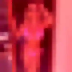 Henriette, femme de 23 ans cherche plan cul à Val de Livre