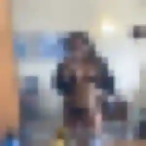 Banna, fille de 27 ans veut plan cul à Valence-d'Albigeois