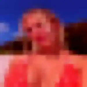 Kaddy (45 ans) à Valentine attend une rencontre ce soir