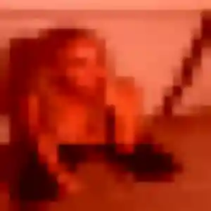 Adeline, femme de 28 ans propose plan cul à Varennes-le-Grand