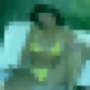 Sexy Adunni, 25 ans à Varetz - découvrir son profil
