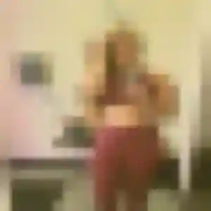 Soraya, fille de 25 ans veut plan cul à Vayres-sur-Essonne