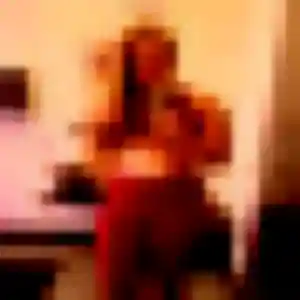 Soraya, 29 ans, connectée à Veaugues pour une rencontre coquine