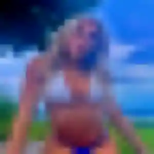 Zara, femme de 26 ans cherche plan cul à Venizel