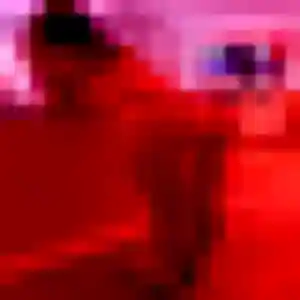Salma (23 ans) à Venoy attend une rencontre ce soir