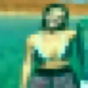 Photo de Thaïs à Ver-sur-Mer (39 ans) - plan cul gratuit