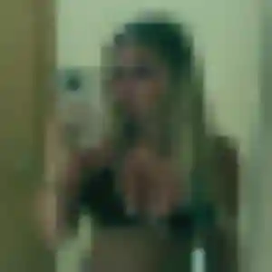 Miriam, femme de 31 ans propose plan cul à Véranne
